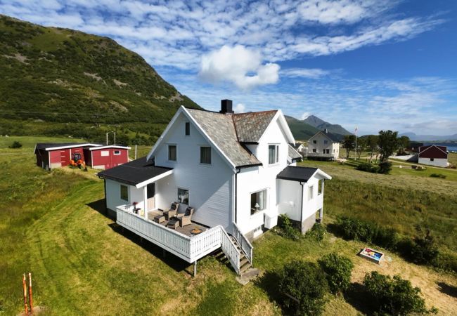 Cabin in Vestvågøy - Feriehus ved sjøen, Lofoten Cabin in Vestvågøy - Feriehus ved sjøen, Lofoten