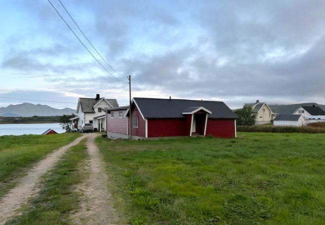 Cabin in Vestvågøy - Feriehus ved sjøen, Lofoten Cabin in Vestvågøy - Feriehus ved sjøen, Lofoten