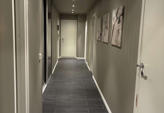 Apartment in Tromsø - Cityscape Retreat - Central and modern apartment  Apartment in Tromsø - Cityscape Retreat - Central and modern apartment