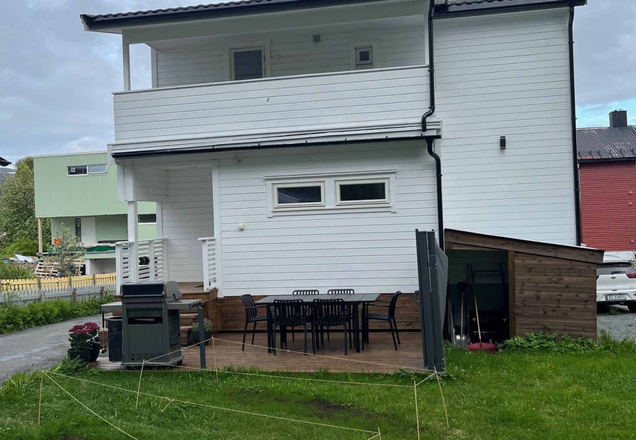 House in Tromsø - Arctic Pearl - Central House with 4 bedrooms and 2 bathrooms