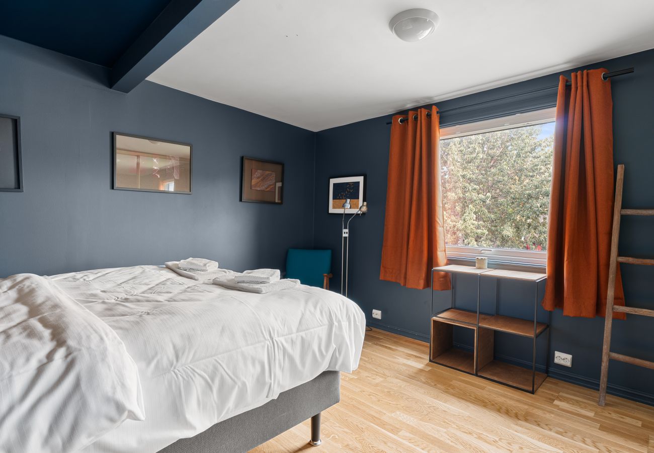 Apartment in Tromsø - Trivelig leilighet i rolige, bynære omgivelser