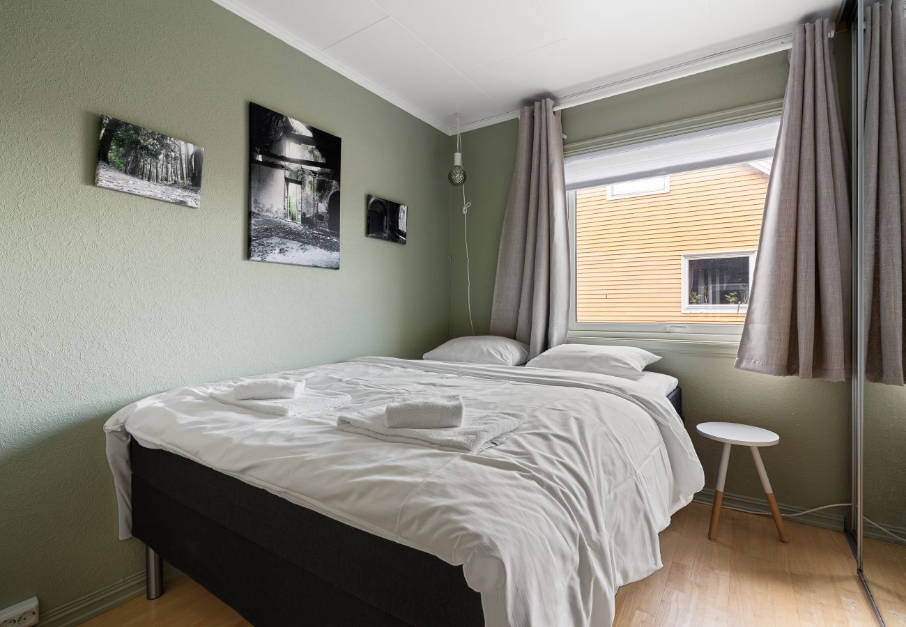 Apartment in Tromsø - Trivelig leilighet i rolige, bynære omgivelser