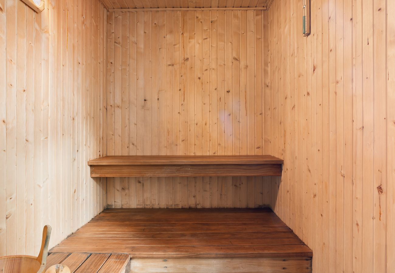 Apartment in Tromsø - Trivelig leilighet i rolige, bynære omgivelser