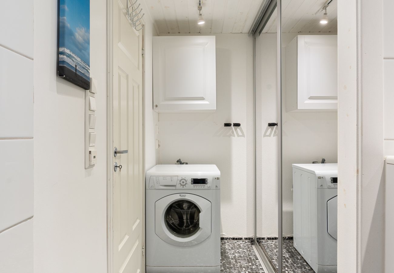 Apartment in Tromsø - Trivelig leilighet i rolige, bynære omgivelser