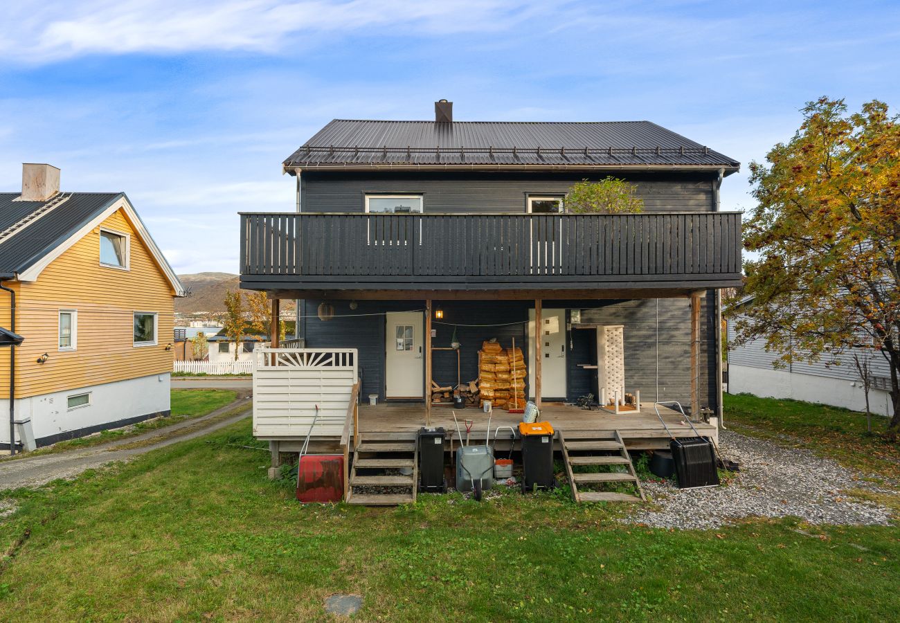 Apartment in Tromsø - Trivelig leilighet i rolige, bynære omgivelser