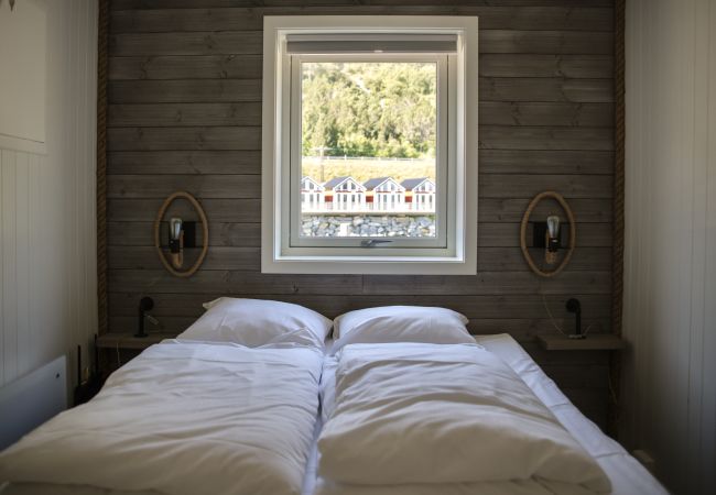 Cabin in Vestvågøy - Amazing fisherman cabin in the heart of Lofoten Cabin in Vestvågøy - Amazing fisherman cabin in the heart of Lofoten
