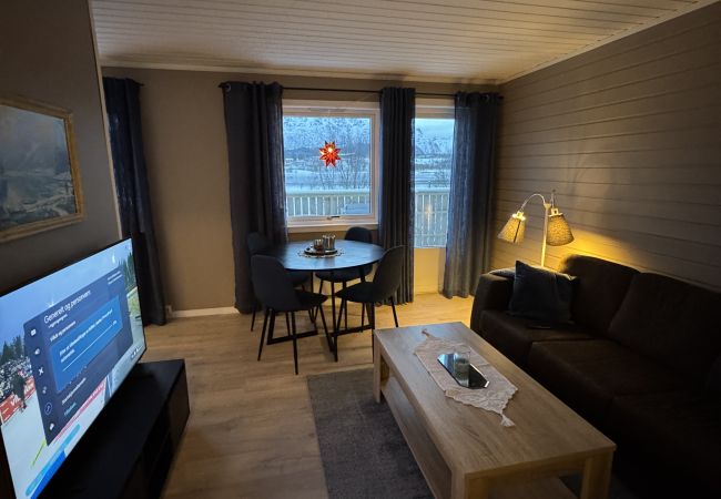 Apartment in Vestvågøy - Sentral leilighet på Leknes i Lofoten Apartment in Vestvågøy - Sentral leilighet på Leknes i Lofoten