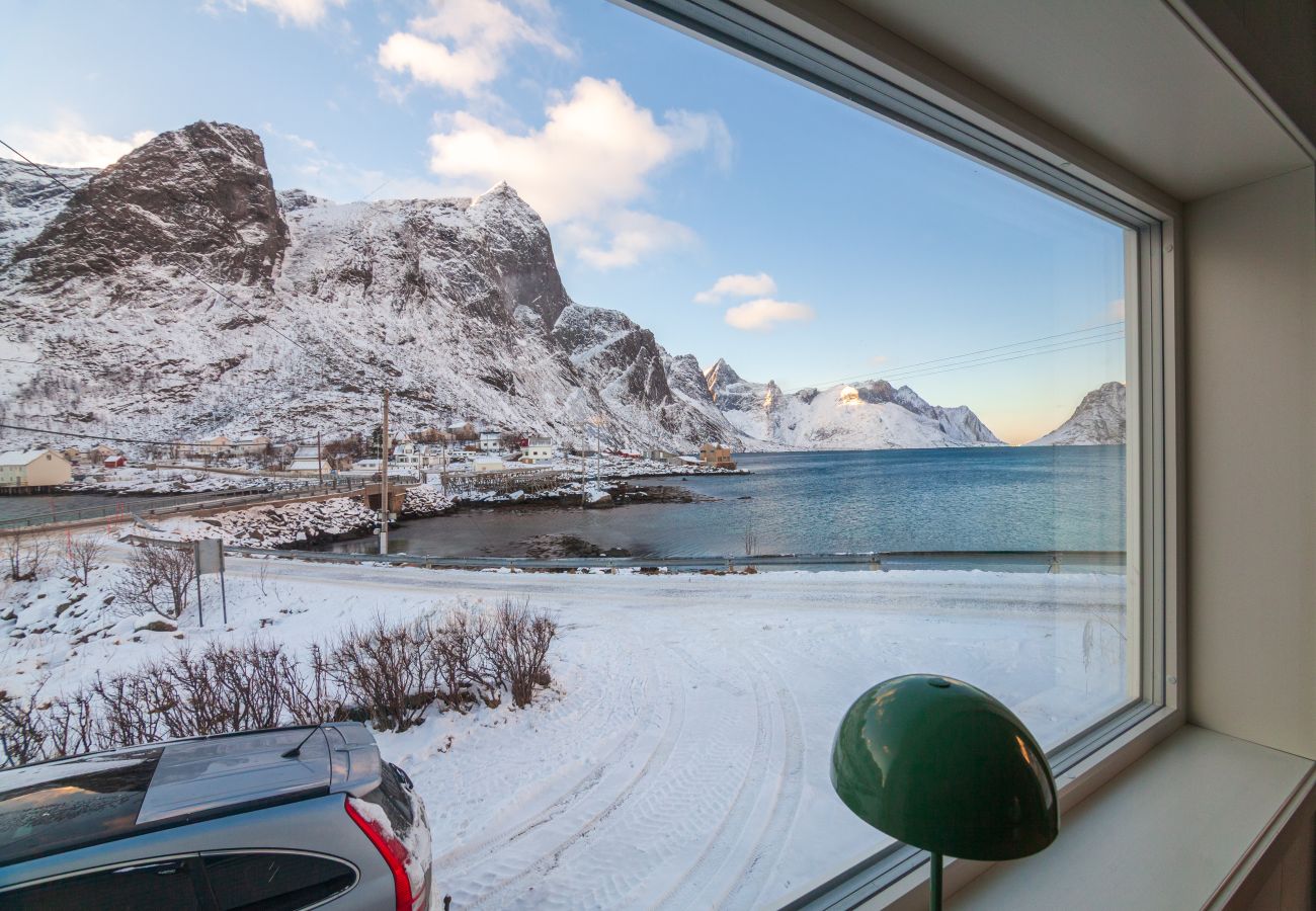 House in Reine - Valen house, Reine