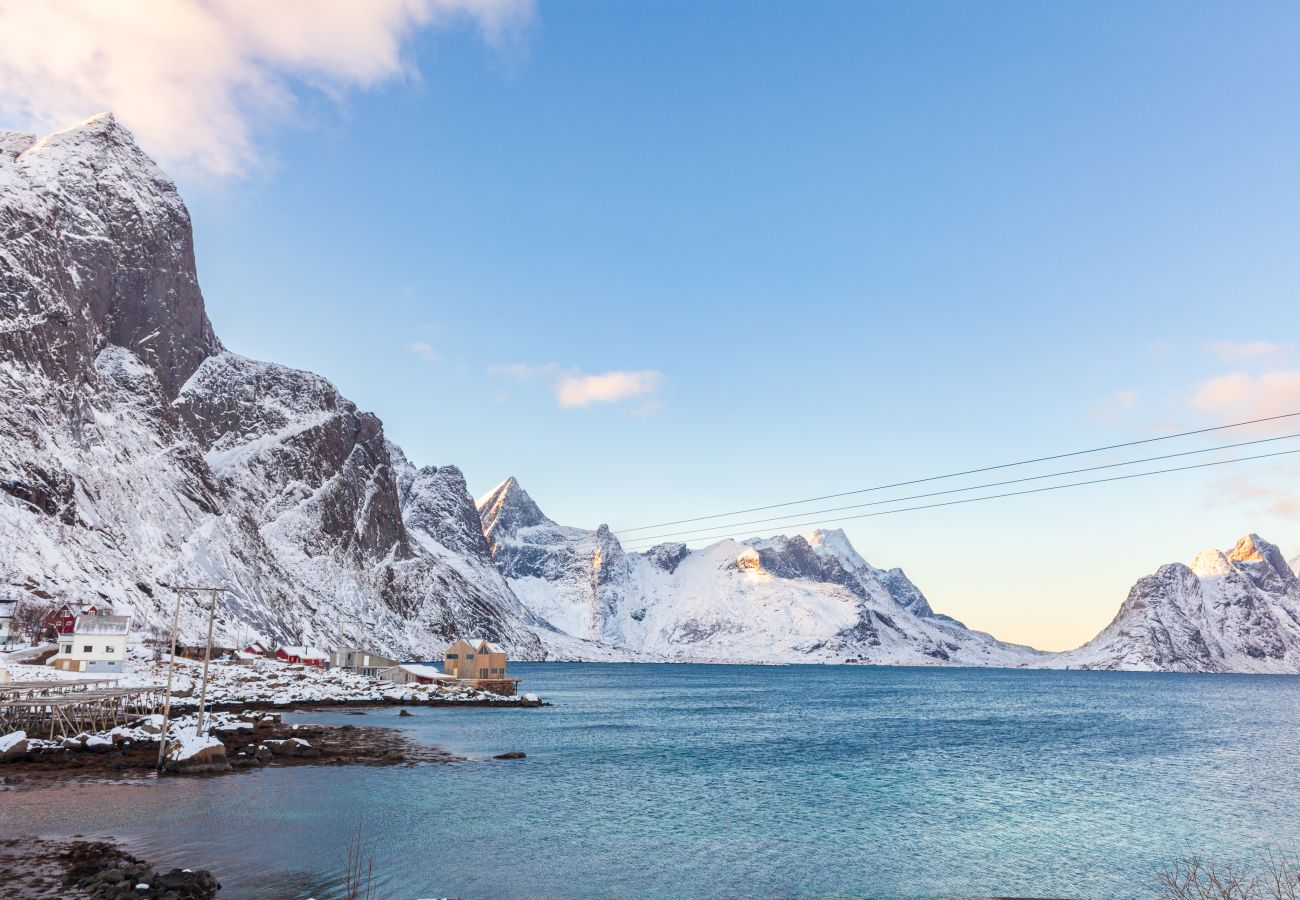 House in Reine - Valen house, Reine