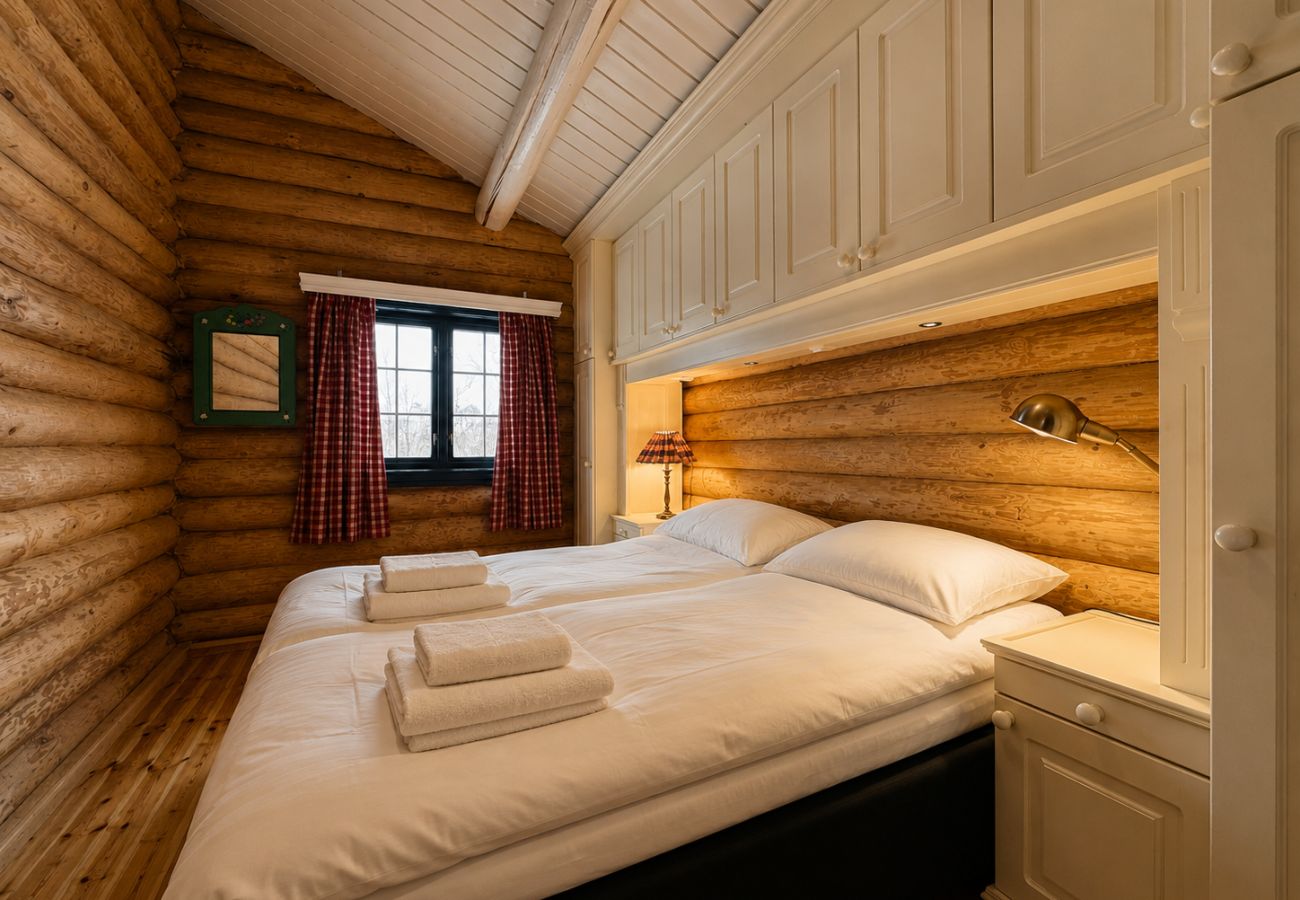 Cottage in Hol - Large, cozy, and spacious cabin in Geilo