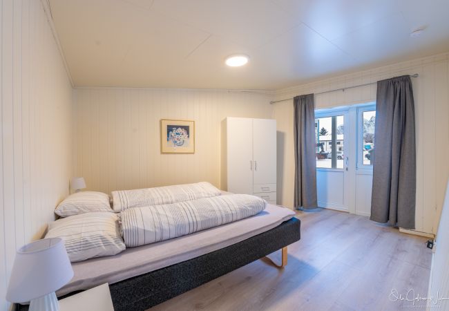 Apartment in Vågan - Henningsvær Seaside Ground Floor Apartment Apartment in Vågan - Henningsvær Seaside Ground Floor Apartment
