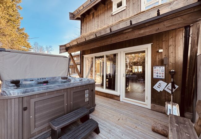Cabin in Hol - Harmony in Geilo – Modern and cozy cabin with jacuzzi Cabin in Hol - Harmony in Geilo – Modern and cozy cabin with jacuzzi