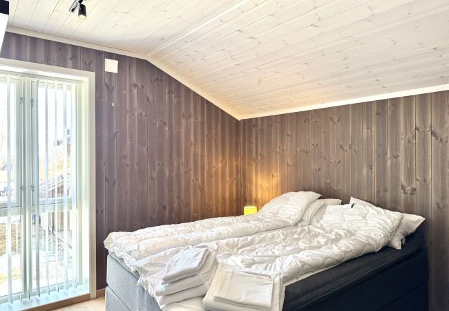 Cabin in Hol - Harmony in Geilo – Modern and cozy cabin with jacuzzi Cabin in Hol - Harmony in Geilo – Modern and cozy cabin with jacuzzi