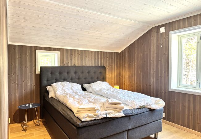 Cabin in Hol - Harmony in Geilo – Modern and cozy cabin with jacuzzi Cabin in Hol - Harmony in Geilo – Modern and cozy cabin with jacuzzi