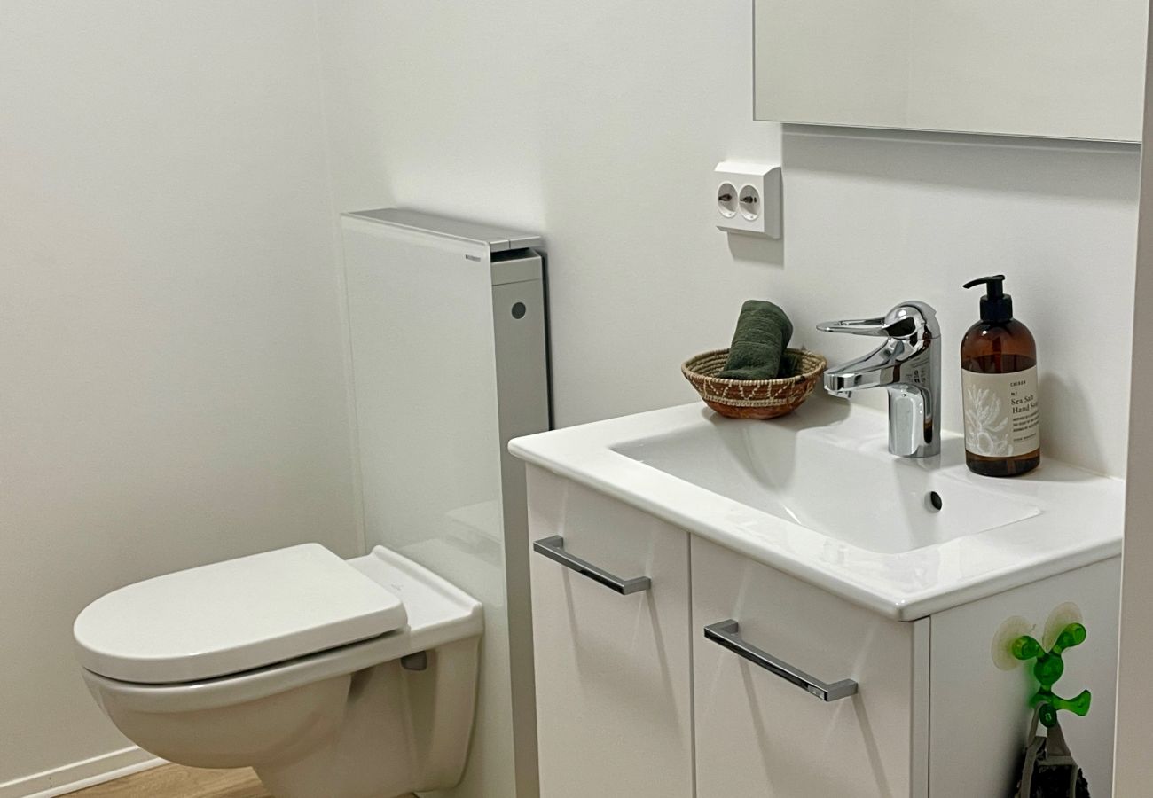 Apartment in Tromsø - Arctic Trail Retreat