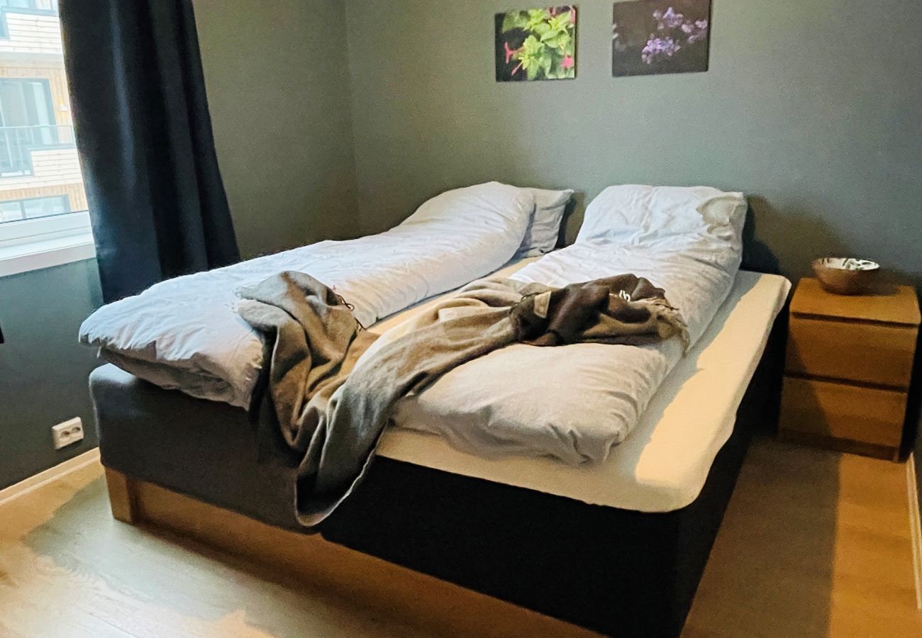Apartment in Tromsø - Arctic Trail Retreat