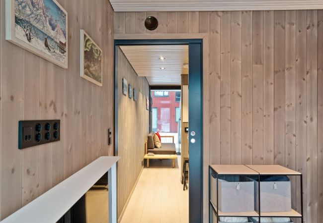 Apartment in Vågan - Explorer’s Rest, Henningsvær Apartment in Vågan - Explorer’s Rest, Henningsvær