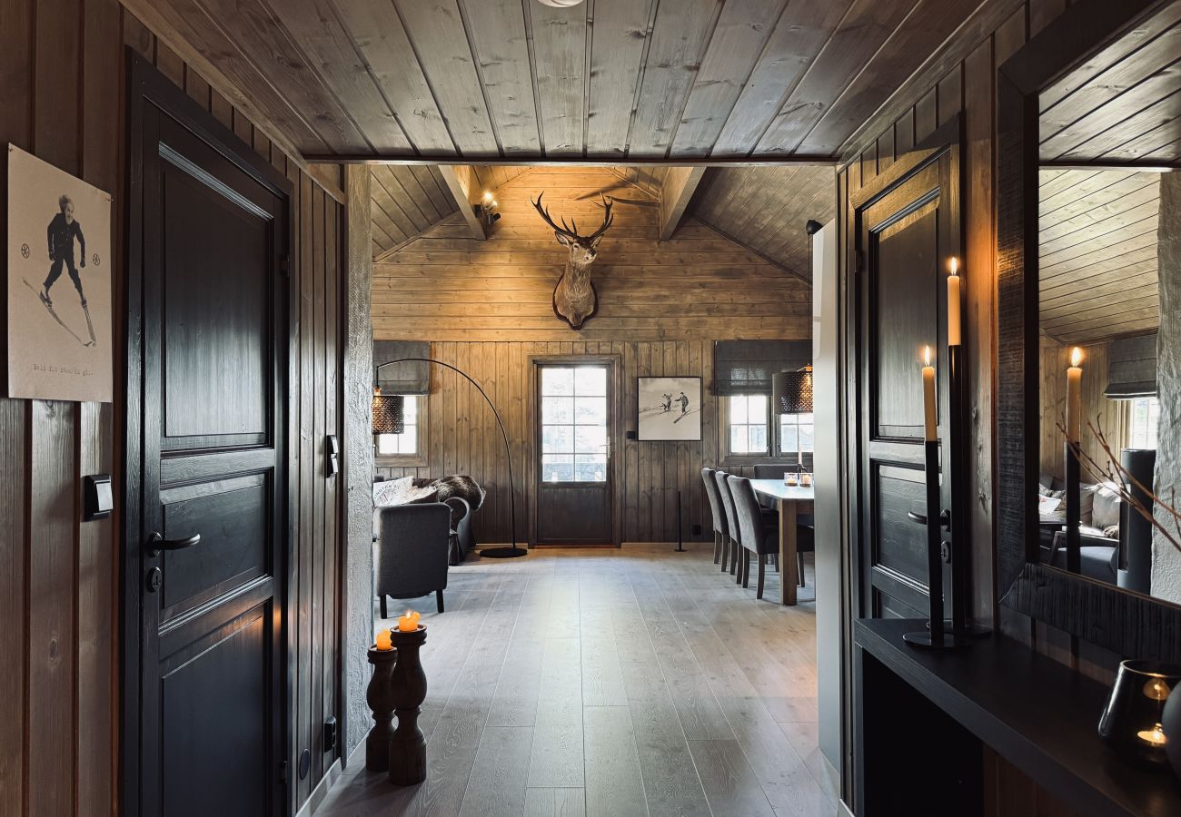 Cabin in Hol - Dream cabin by Geilo – ski-in/ski-out with room for the whole family!