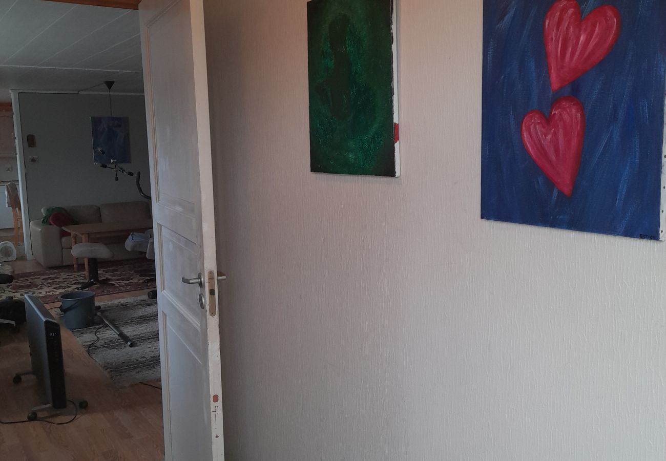 Apartment in Vestvågøy - Gravdal Basement Apartment