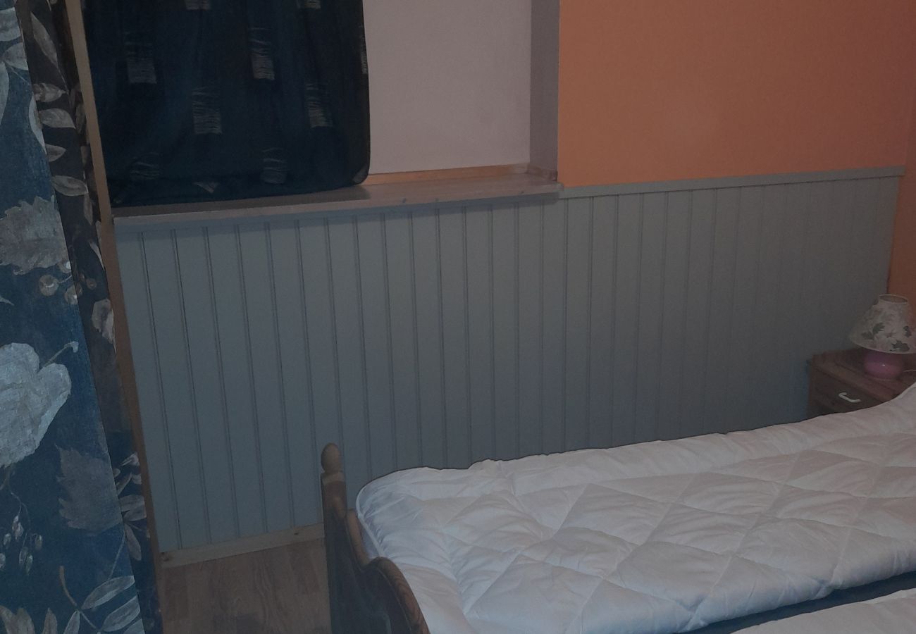 Apartment in Vestvågøy - Gravdal Basement Apartment