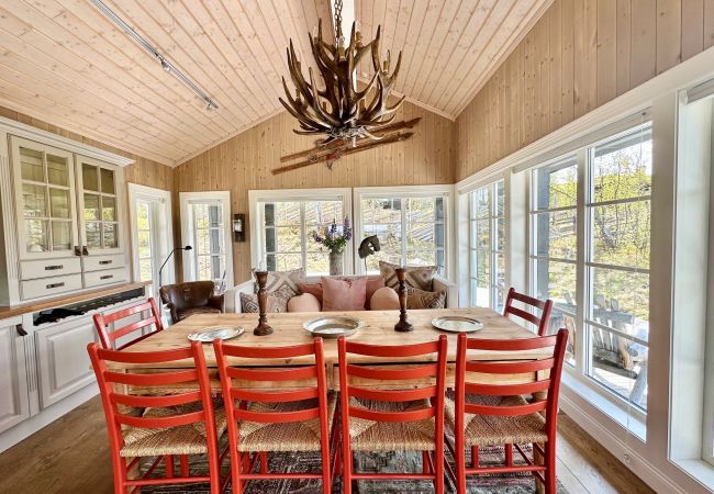 Cabin in Hol - Exclusive mountain lodge with panoramic views and high standard – Kikut/Geilo Cabin in Hol - Exclusive mountain lodge with panoramic views and high standard – Kikut/Geilo