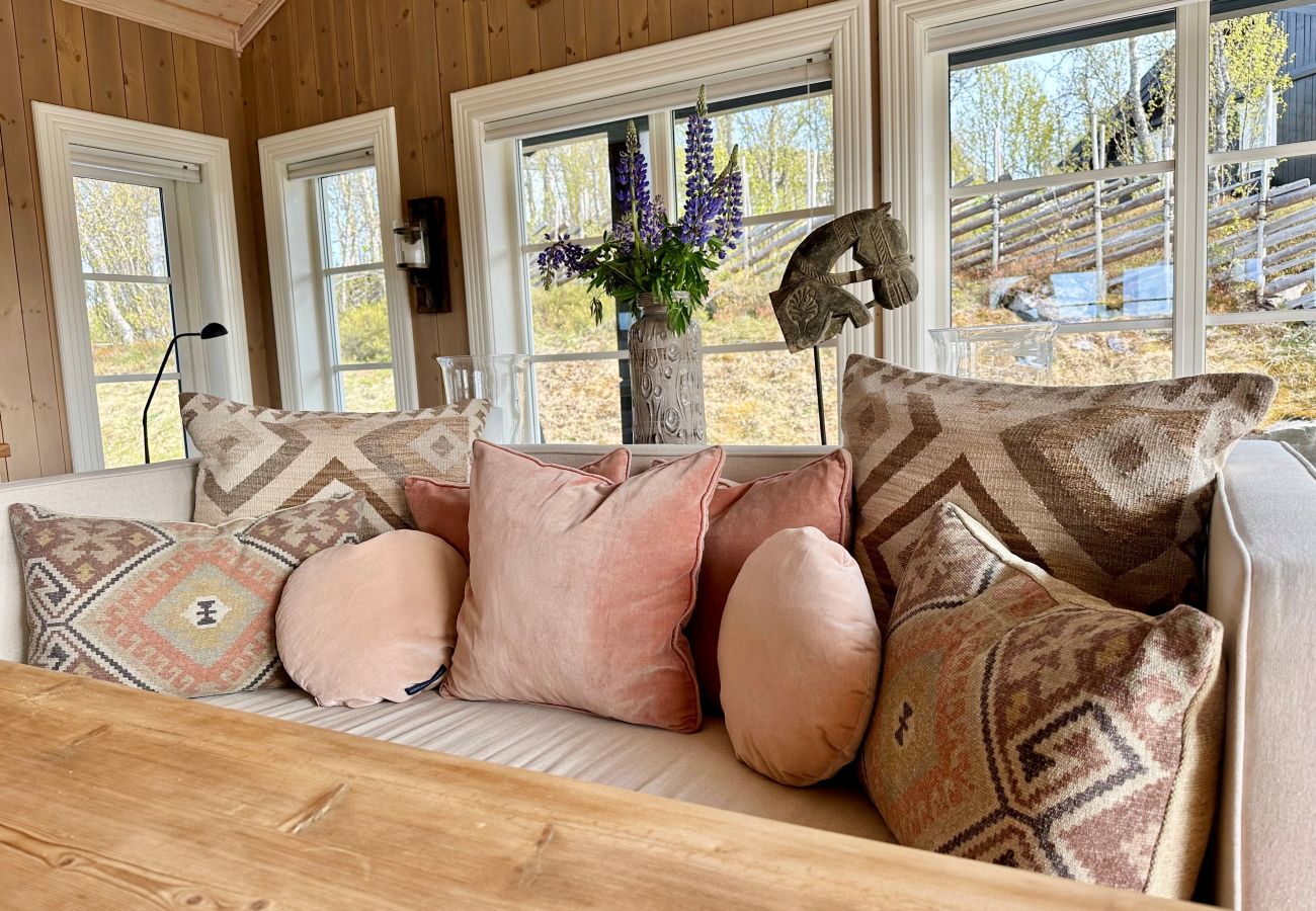 Cabin in Hol - Exclusive mountain lodge with panoramic views and high standard – Kikut/Geilo