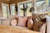 Cabin in Hol - Exclusive mountain lodge with panoramic views and high standard – Kikut/Geilo Cabin in Hol - Exclusive mountain lodge with panoramic views and high standard – Kikut/Geilo