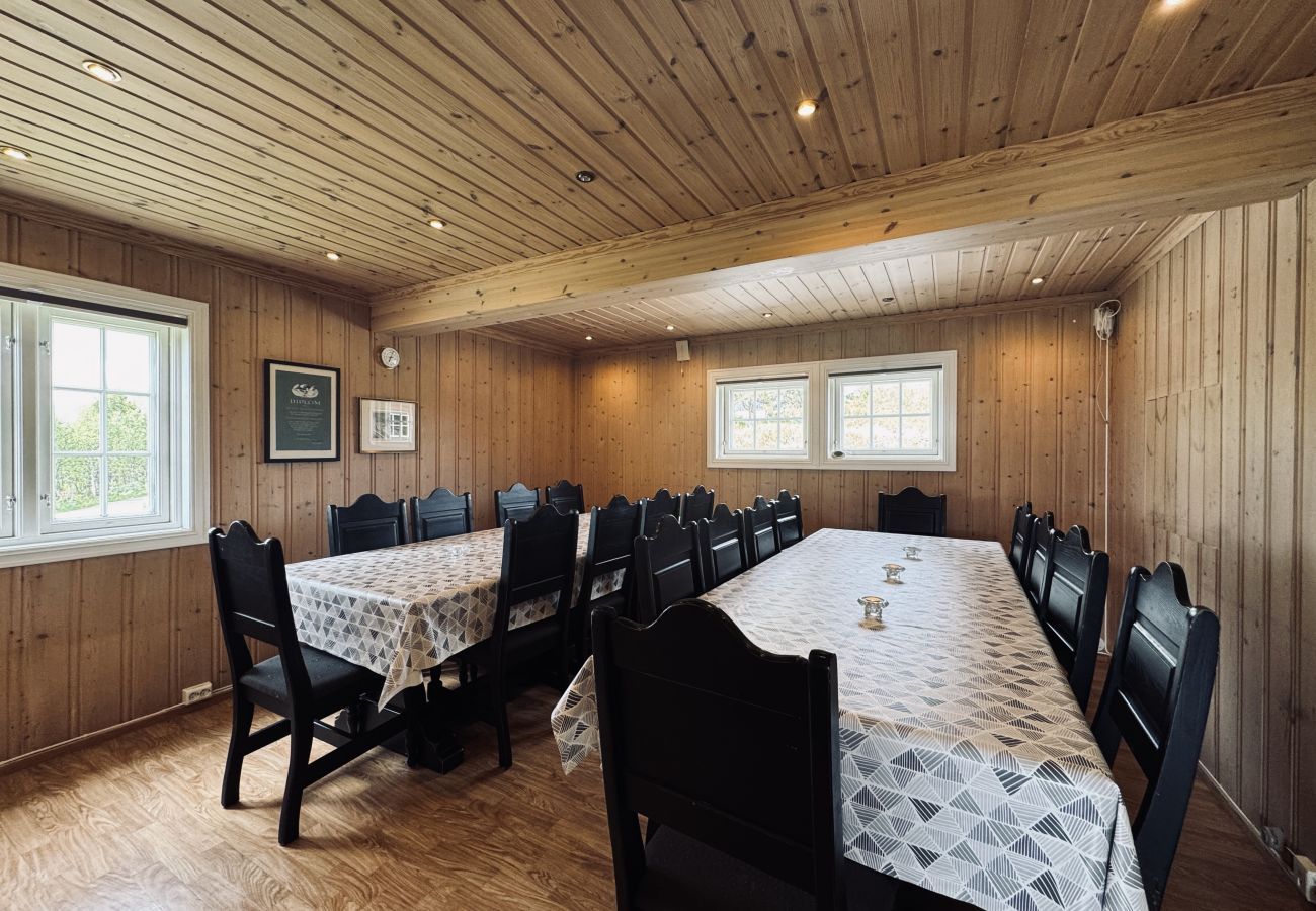 Cabin in Gol - Red Cross Cabin – Spacious mountain lodge with amazing views and space for 26 guests