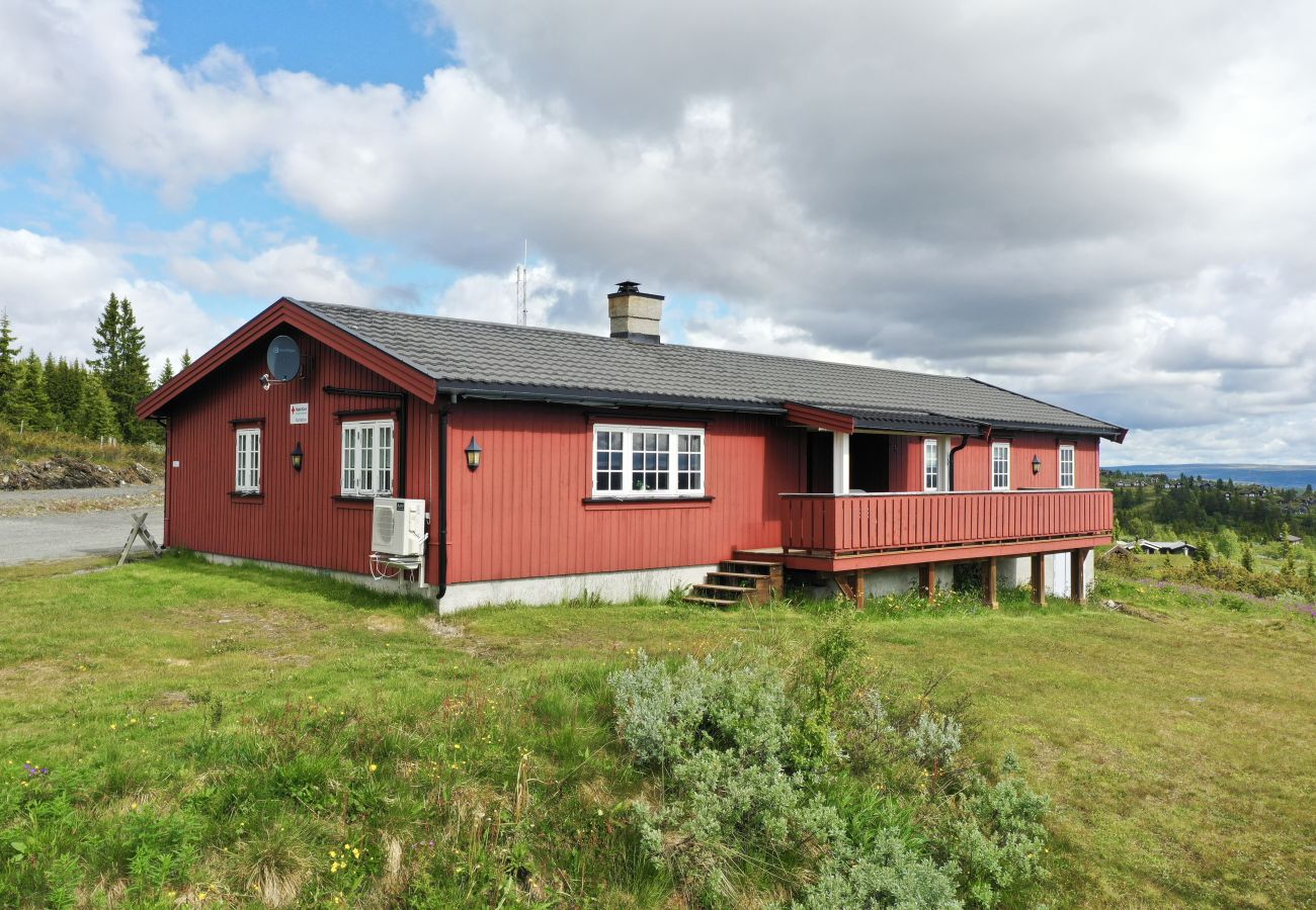 Cabin in Gol - Red Cross Cabin – Spacious mountain lodge with amazing views and space for 26 guests