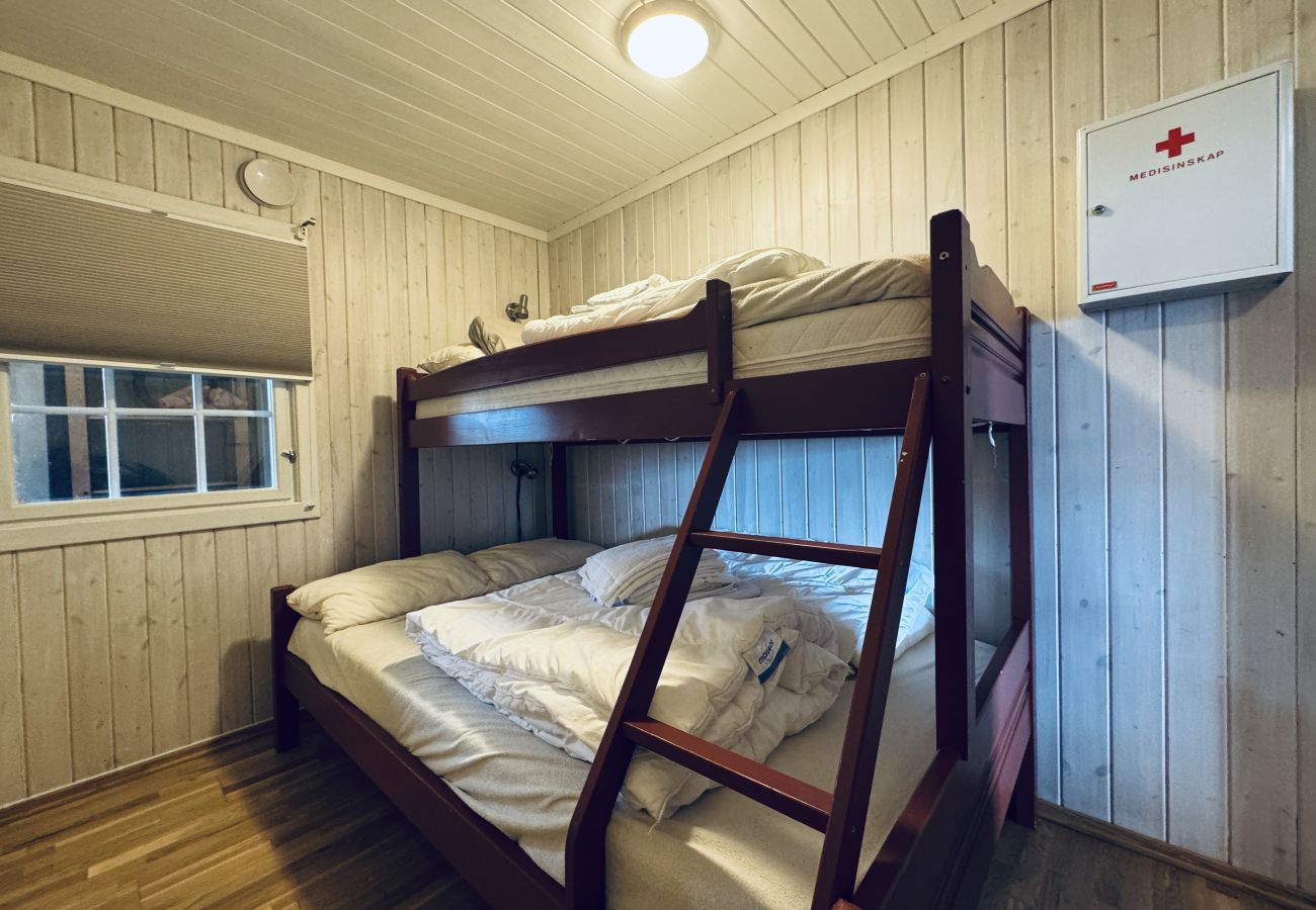 Cabin in Gol - Red Cross Cabin – Spacious mountain lodge with amazing views and space for 26 guests