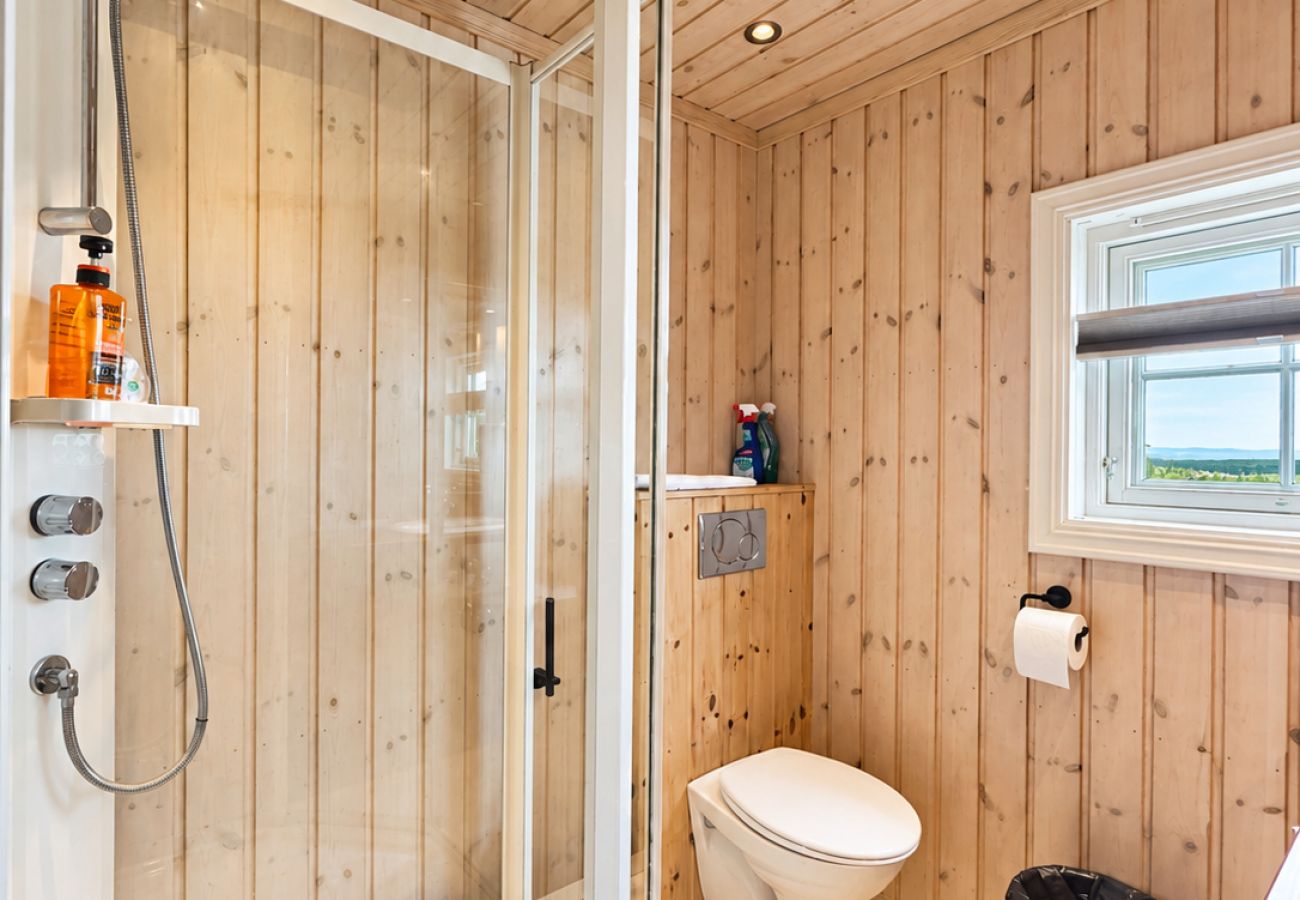 Cottage in Gol - Red Cross Cabin at Golsfjellet – Spacious mountain lodge 