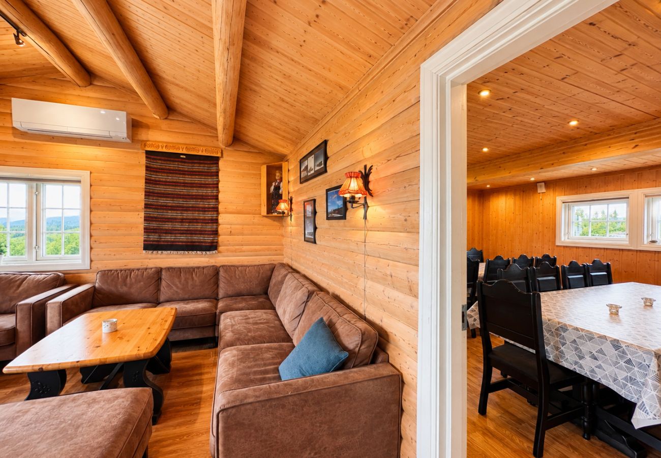 Cottage in Gol - Red Cross Cabin at Golsfjellet – Spacious mountain lodge 