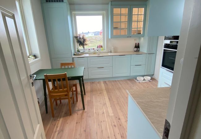 House in Tromsø - Idyllic And Peaceful Family Home House in Tromsø - Idyllic And Peaceful Family Home