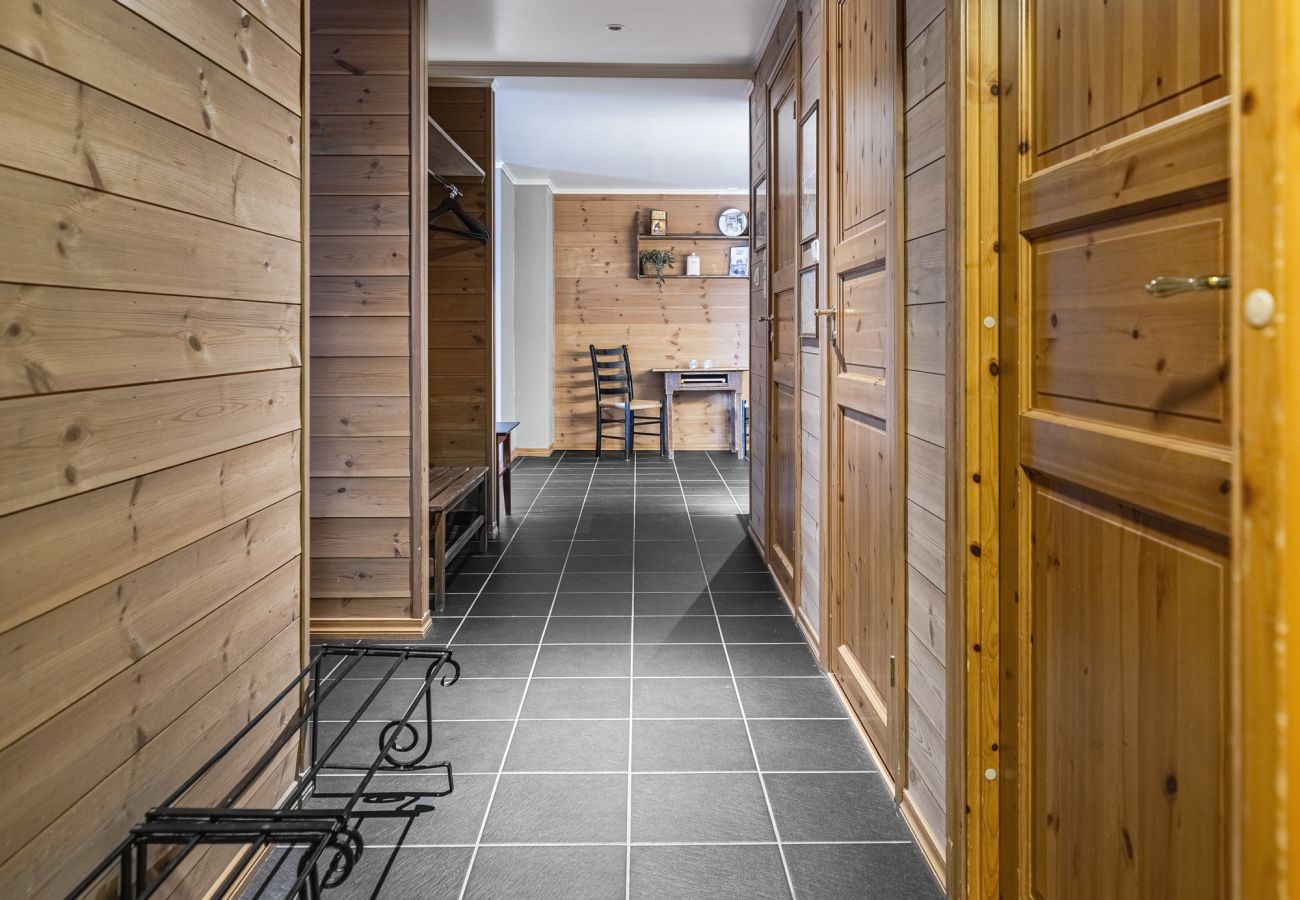 Apartment in Hemsedal - Ski in/Ski out in Hemsedal – cozy apartment by Skarsnuten