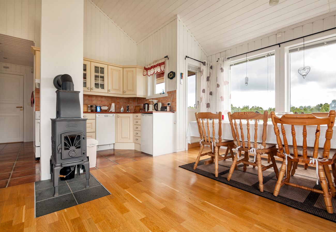 Cabin in Vestvågøy - Private cabin by the sea, Lofoten