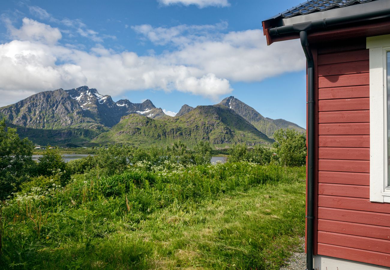 Cabin in Vestvågøy - Private cabin by the sea, Lofoten
