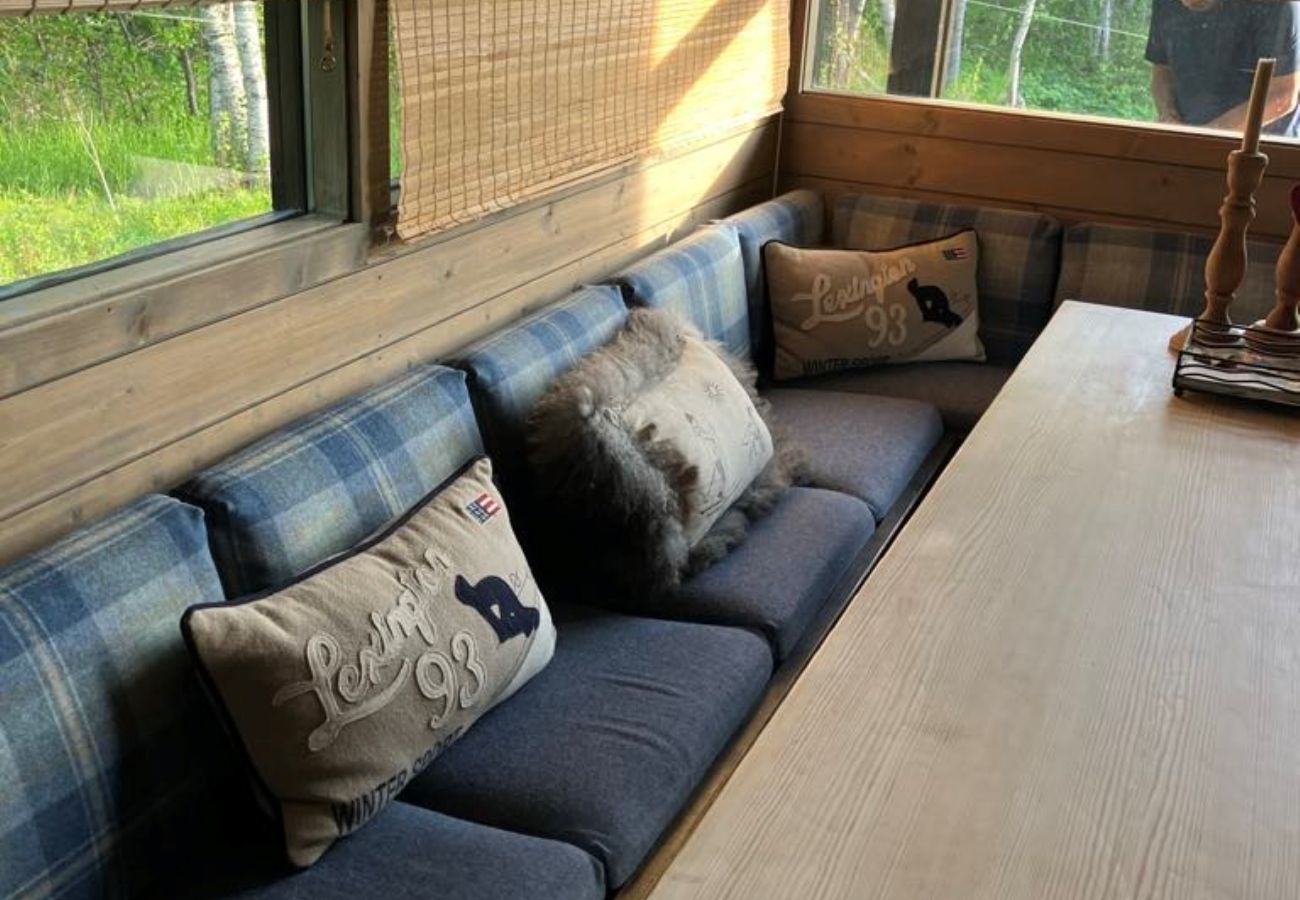Cabin in Hol - Ski in/Ski out in Geilo – Comfortable Cabin in Vestlia with 3 Bedrooms