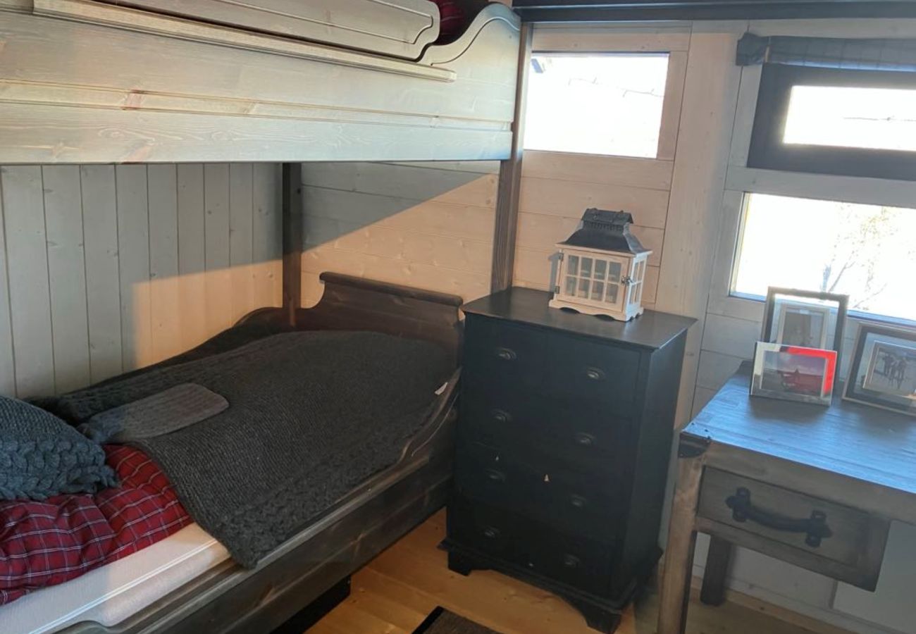 Cabin in Hol - Ski in/Ski out in Geilo – Comfortable Cabin in Vestlia with 3 Bedrooms