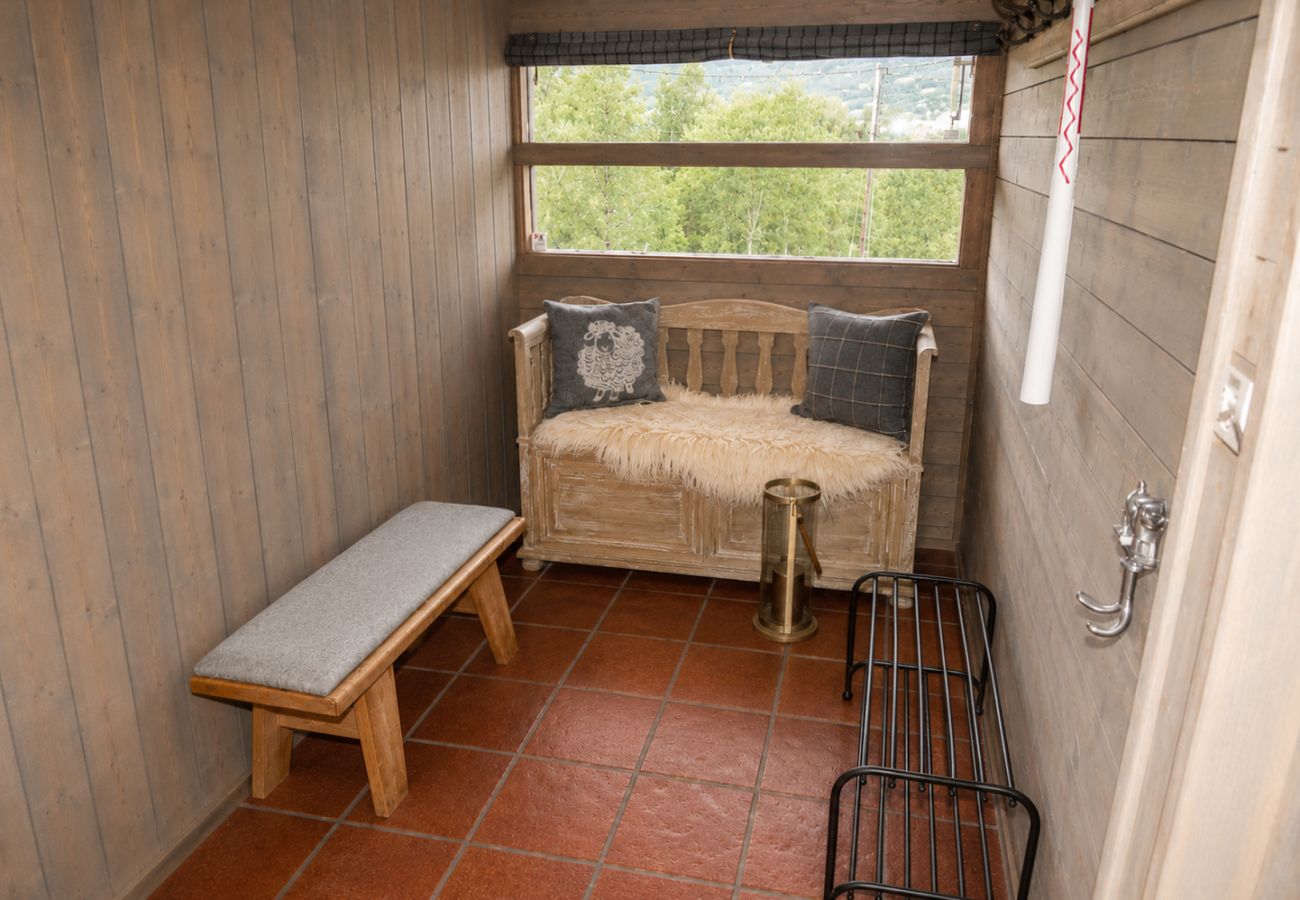 Cabin in Hol - Ski in/Ski out in Geilo – Comfortable Cabin in Vestlia with 3 Bedrooms