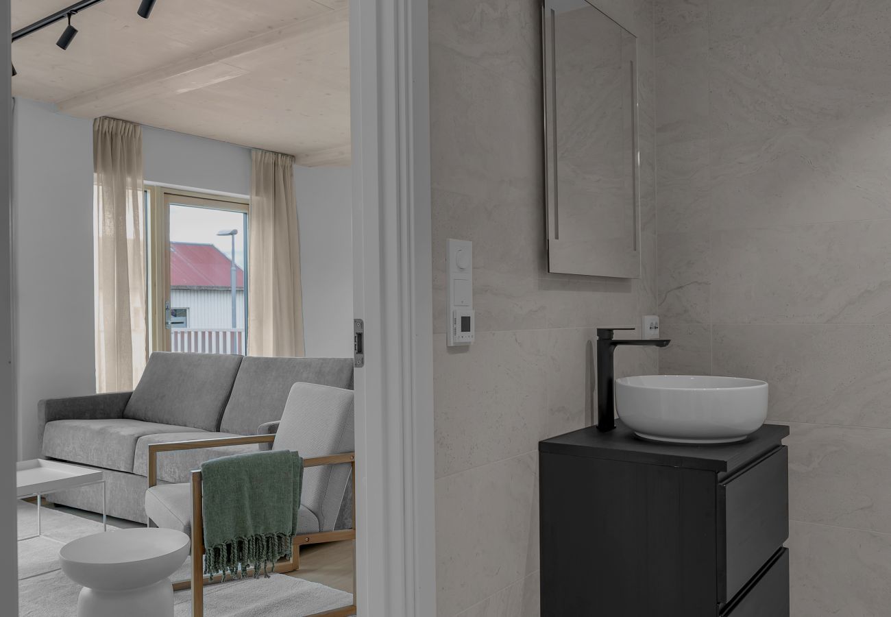 House in Tromsø - Pinewood Urban Red Lodge