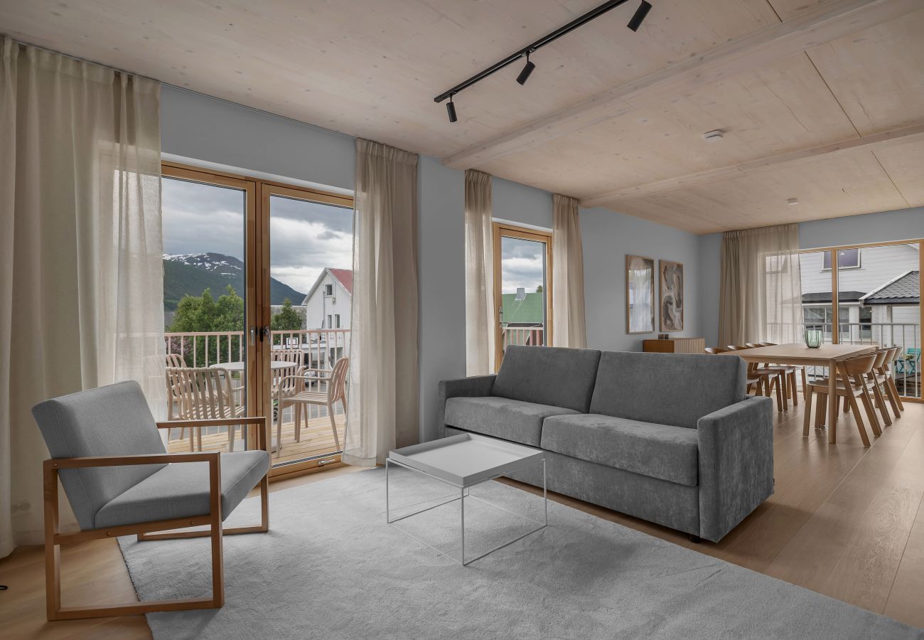 House in Tromsø - Pinewood Urban Red Lodge