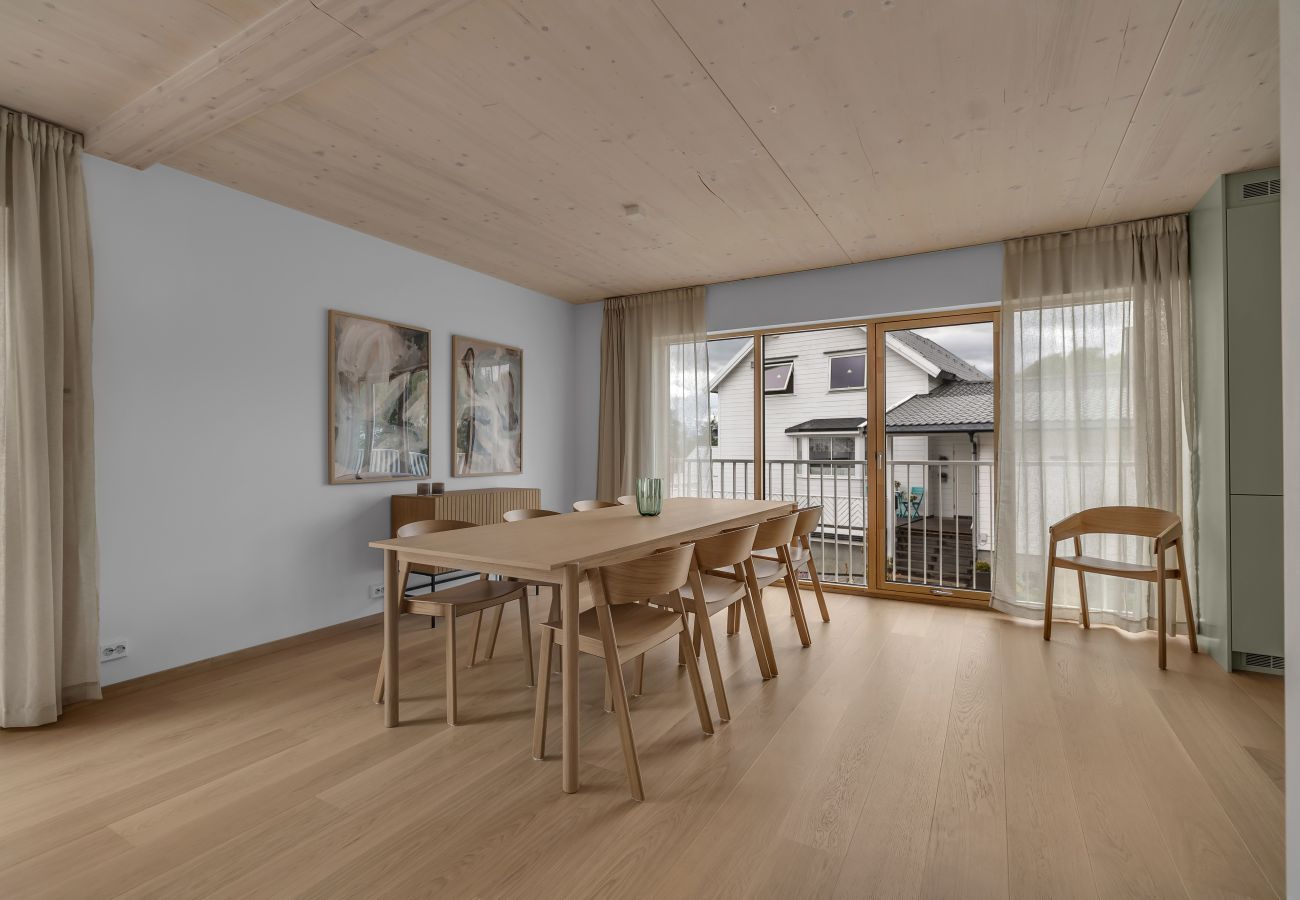 House in Tromsø - Pinewood Urban Red Lodge