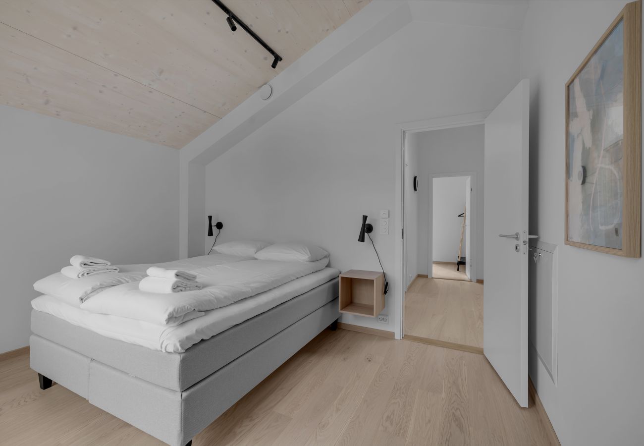 House in Tromsø - Pinewood Urban Red Lodge