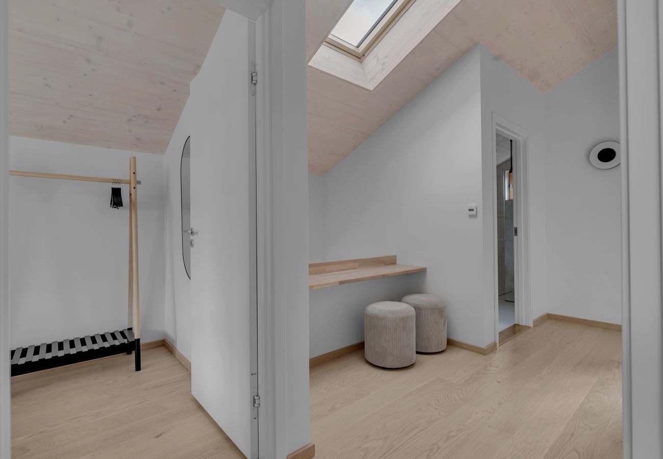 House in Tromsø - Pinewood Urban Green Lodge