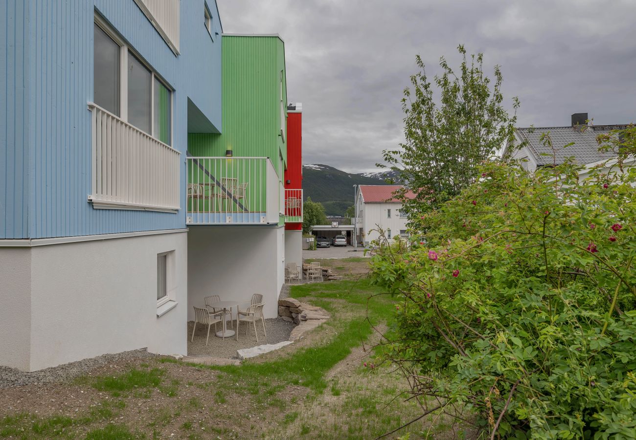 House in Tromsø - Pinewood Urban Blue Lodge