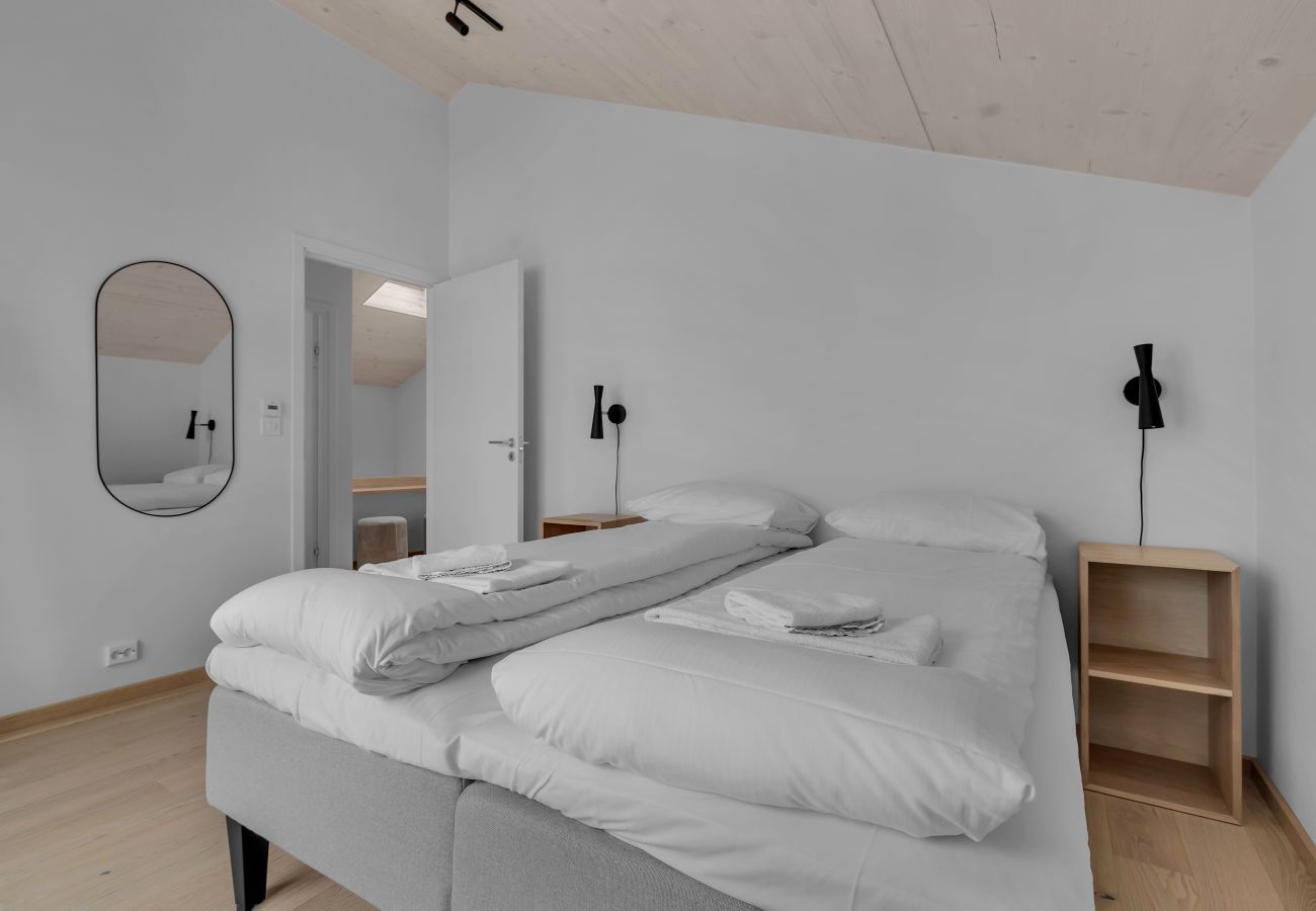 House in Tromsø - Pinewood Urban Blue Lodge