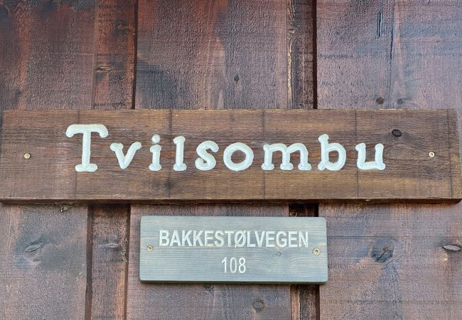 Cabin in Hol - Tvilsombu, cosy cabin close to ski slopes Cabin in Hol - Tvilsombu, cosy cabin close to ski slopes