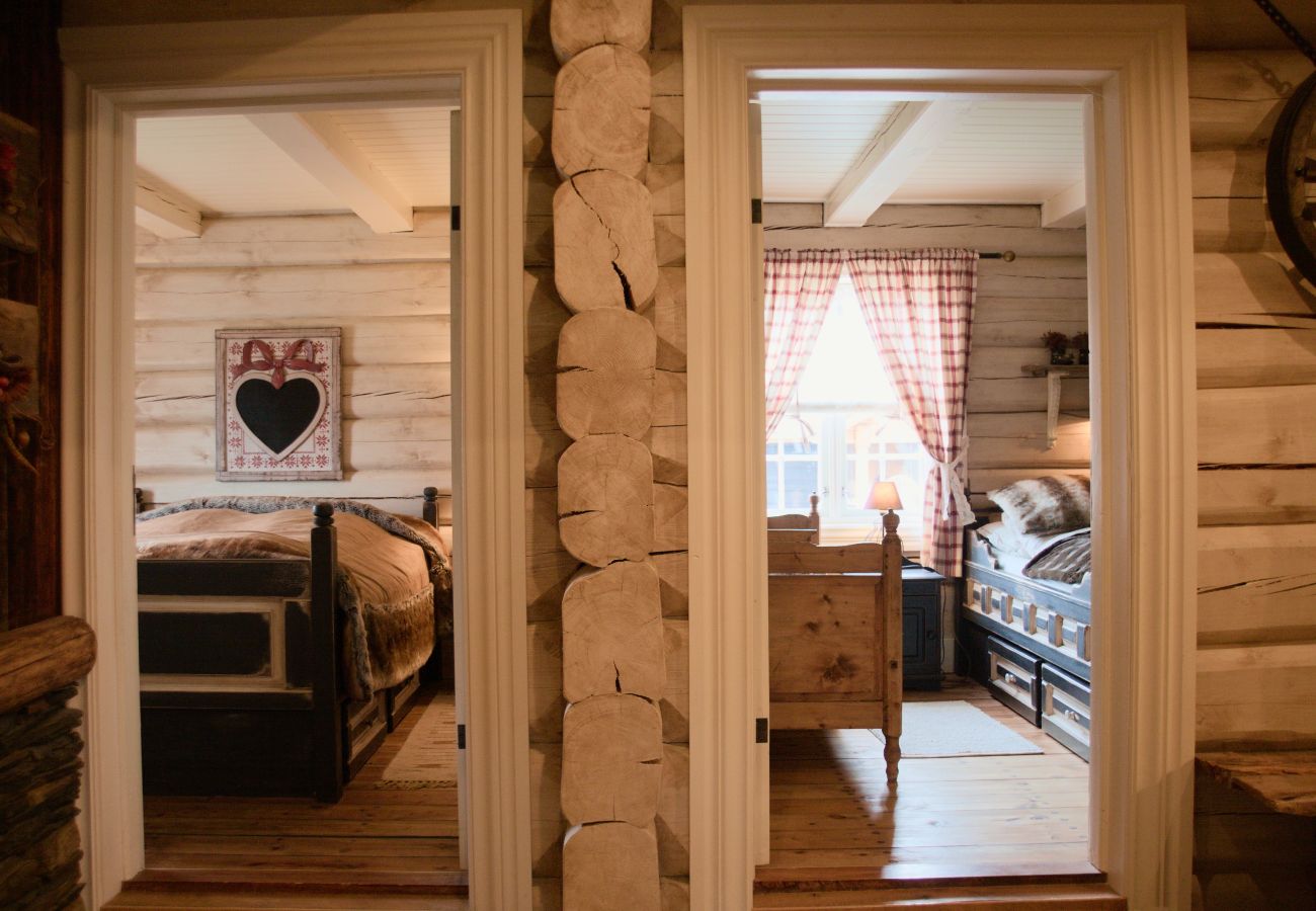 Cottage in Gol - Nydelig hyttetun på Torpoåsen