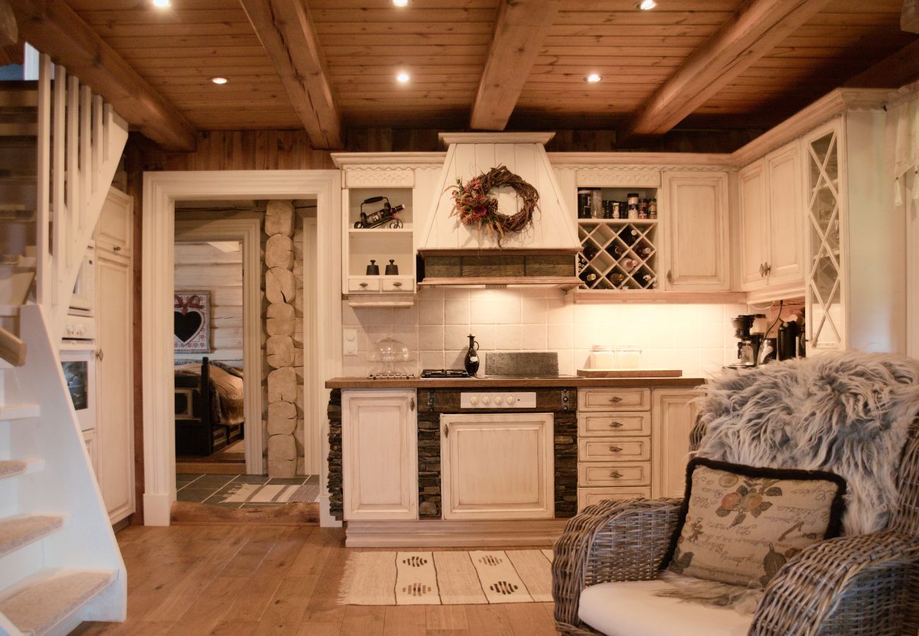 Cottage in Gol - Nydelig hyttetun på Torpoåsen