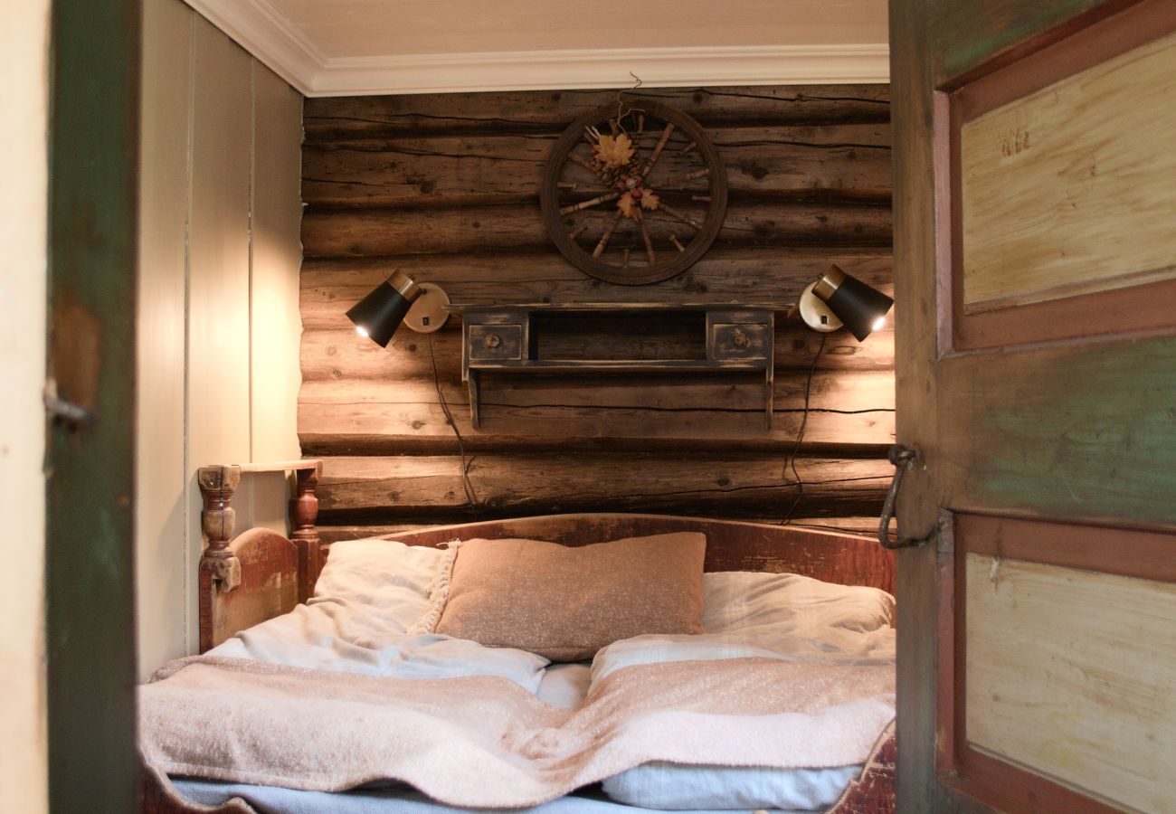 Cottage in Gol - Nydelig hyttetun på Torpoåsen